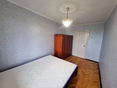квартира за адресою Ореста Левицького вул. (Академіка Курчатова), 11