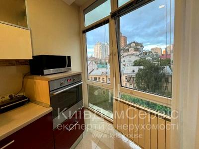 квартира за адресою Дмитрівська вул., 82