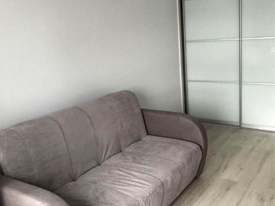 квартира за адресою Врубеля М., 42