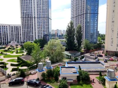 квартира по адресу Академика Глушкова просп., 9-В