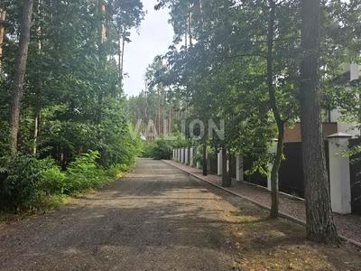 будинок за адресою с. Вишеньки, золоче
