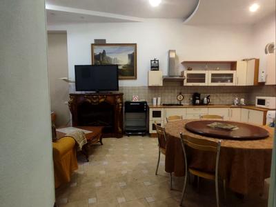 квартира за адресою Дерибасівська вул., 22