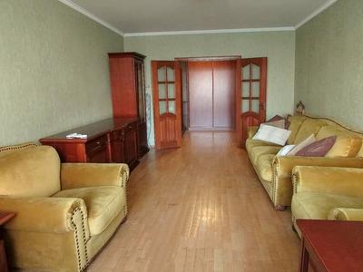 квартира по адресу Ревуцкого ул., 5
