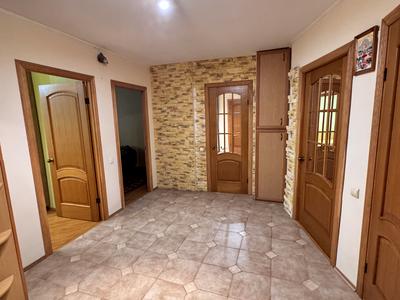 квартира за адресою Озерна вул., 9