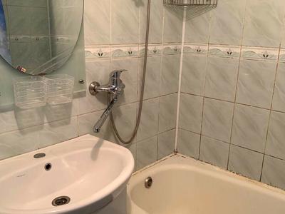 квартира за адресою Автозаводська вул., 20