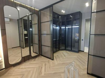 квартира за адресою Андрія Верхогляда вул. (Михайла Драгомирова), 14-А
