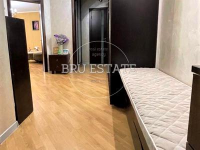 квартира за адресою Миколи Бажана просп., 14