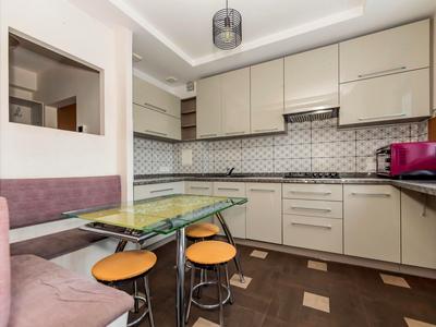 квартира за адресою Драгоманова вул., 25
