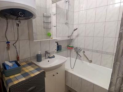 квартира за адресою Захарівська вул., 10