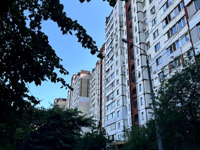 квартира за адресою Оноре де Бальзака вул., 8