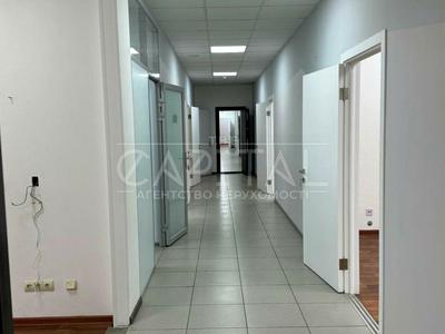 коммерческая по адресу вул. Чорновола / вул. Андрющенка, 4
