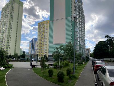 квартира за адресою Воскресенська вул., 18