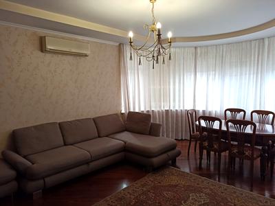 квартира за адресою Микільсько-Слобідська вул., 2-Б