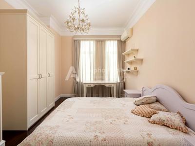 квартира за адресою Круглоуніверситетська вул., 14