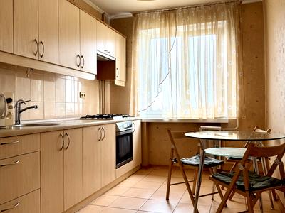 квартира за адресою Володимира Сосюри вул., 4
