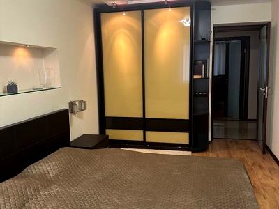 квартира по адресу Декабристов ул., 44