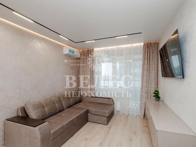 квартира за адресою Олександра Олеся вул., 5