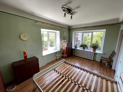квартира за адресою Михайла Стельмаха вул., 6