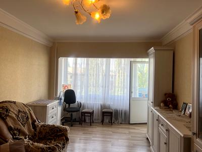 квартира за адресою Ярослава Гашека бульв., 8