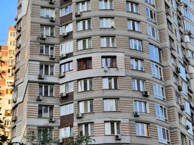 квартира за адресою Анни Ахматової вул., 30