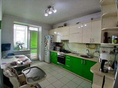 квартира за адресою Роксоляни вул., 43б