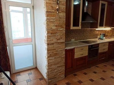 квартира за адресою Микільсько-Слобідська вул., 2-Б