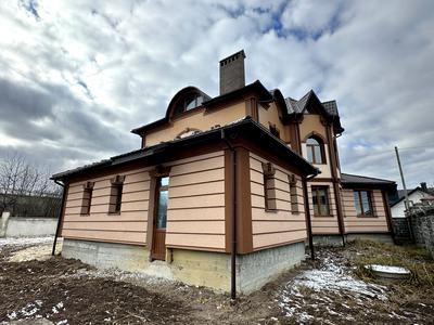 будинок за адресою с. Микитинці, Юності