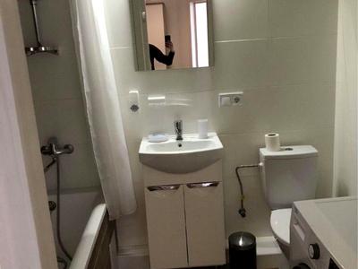 квартира за адресою Врубеля М., 42
