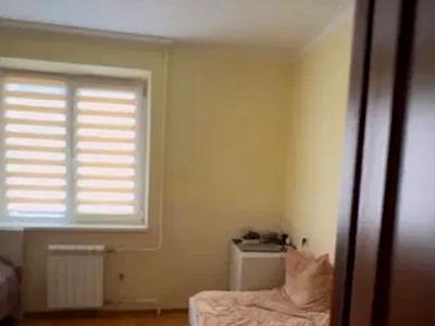 квартира за адресою Гната Хоткевича вул., 10