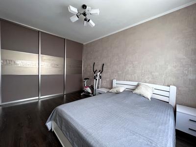 квартира за адресою Печерського, 35