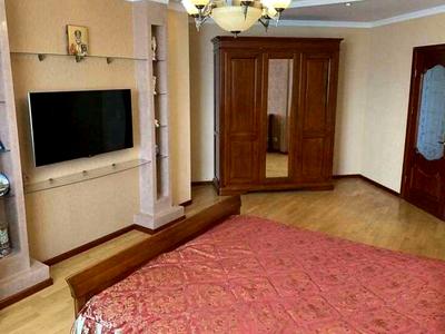 квартира за адресою Срібнокільська вул., 1