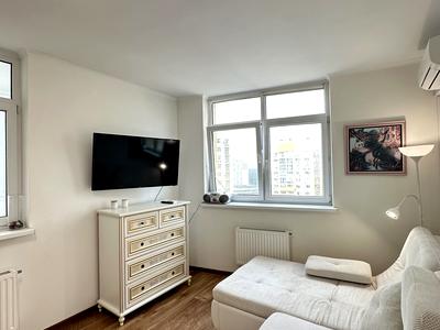 квартира за адресою Сім'ї Кульженків вул. (Петра Дегтяренка), 33