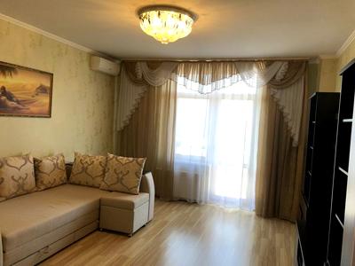 квартира за адресою Середня вул., 24