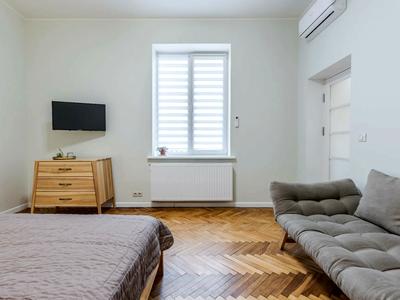квартира за адресою Святого Теодора пл., 5