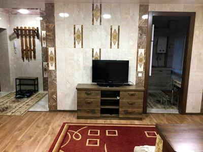 квартира за адресою Дмитра Яворницького просп. (Карла Маркса), 1