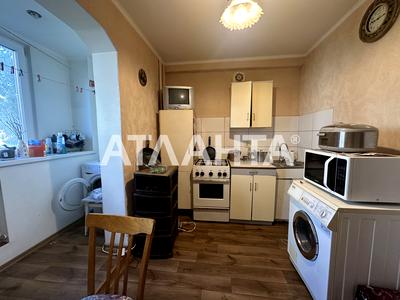 квартира за адресою Академіка Корольова вул., 76/2