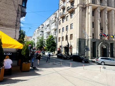 коммерческая по адресу Малая Житомирская ул., 3/4