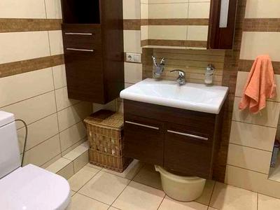 квартира за адресою Срібнокільська вул., 1