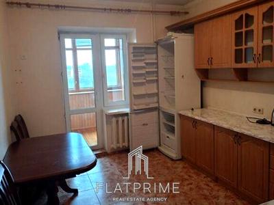 квартира за адресою Ревуцького вул., 5