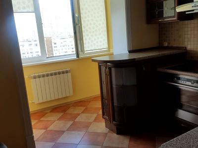 квартира по адресу Ревуцкого ул., 21