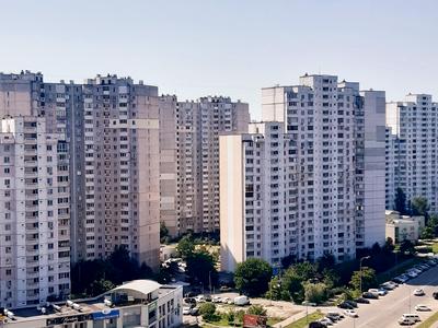 квартира за адресою Милославська вул., 18