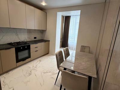 квартира за адресою Степана Бандери вул., 30-А