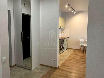 квартира за адресою Дніпровська набережна вул., 18-Б