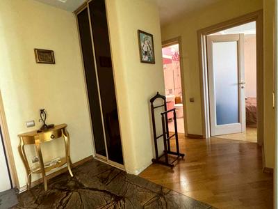 квартира за адресою Драгоманова вул., 6-А