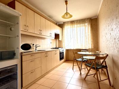 квартира за адресою Володимира Сосюри вул., 4