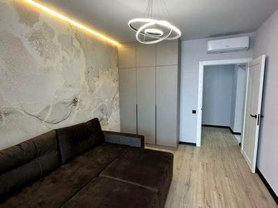 квартира за адресою Перлинна вул., 12