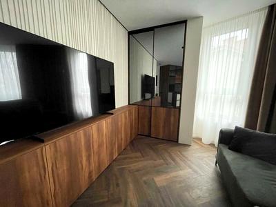 квартира по адресу Семьи Барвинских ул., 3