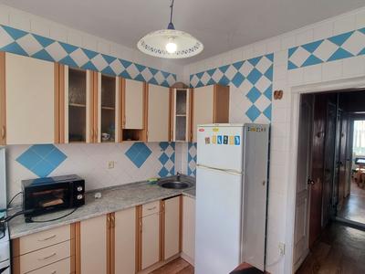 квартира за адресою Київ, Микільсько-Слобідська вул., 4