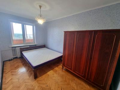 квартира за адресою Ореста Левицького вул. (Академіка Курчатова), 11