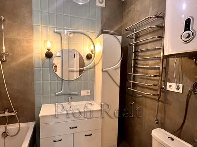 квартира за адресою Метрологічна вул., 21-А